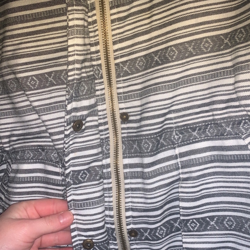 Aztec Thready & Supply Pull Over - image 2